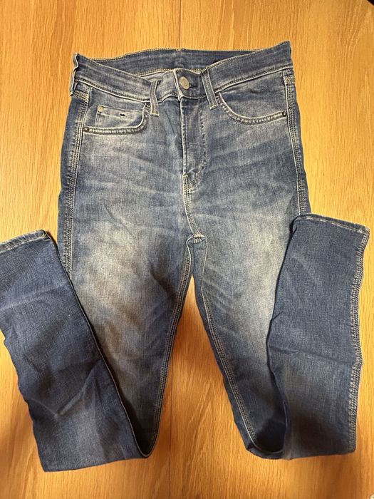 Дълги дънки номер 32