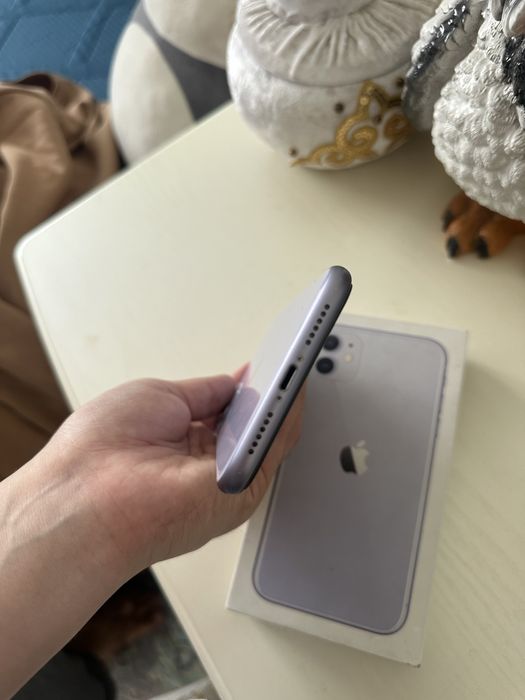 Продам iPhone 11 64 gb