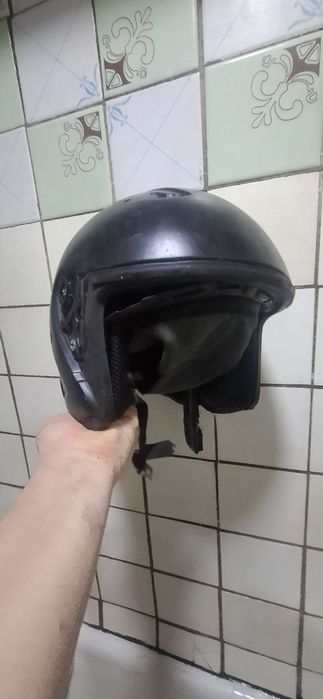 Шлем для мопеда , и для другого транспорта