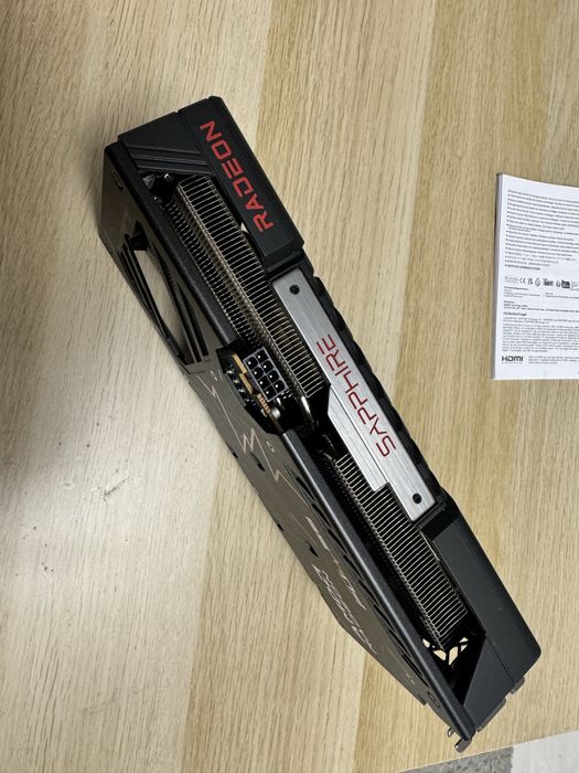 placa video rx 9060xt 8gb
