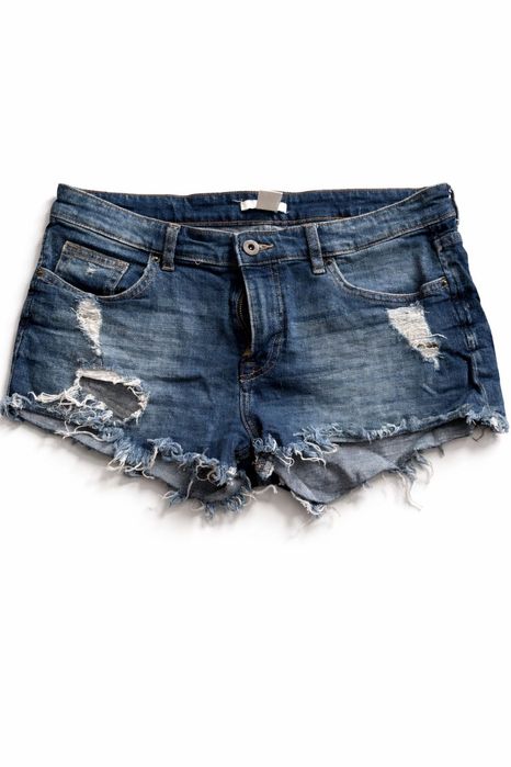 Дънкови къси панталонки с накъсани елементи