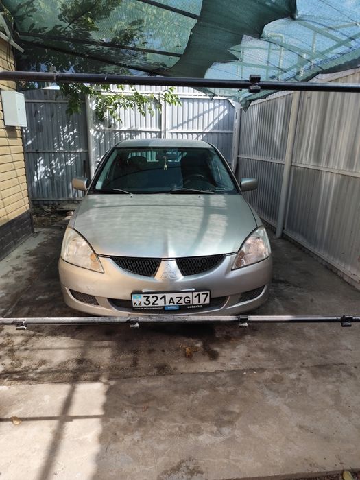 Продам машину Mitsubishi, экономичная, удобная