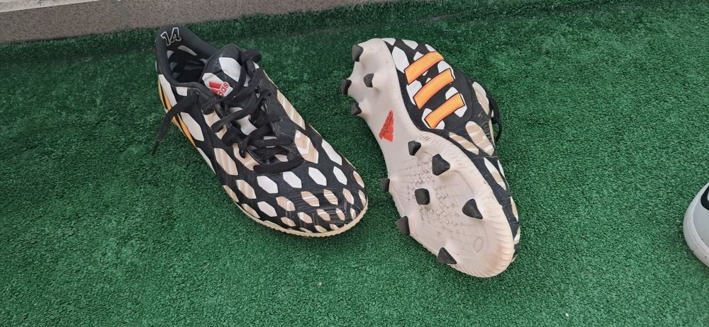 Ghete de fotbal ADIDAS cu crampoane