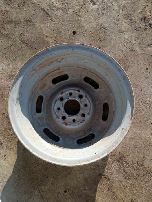 Продам штампованный диск