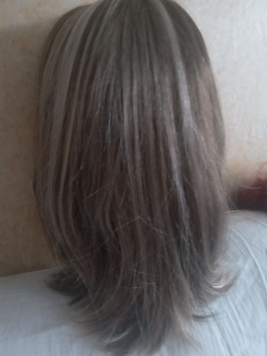 Продам парик .г Рудный.