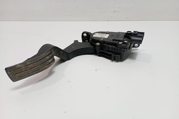 Pedala acceleratie 2S619F836AA Ford Fusion prima generatie seria