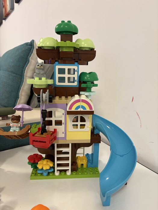 Lego duplo casa din copac