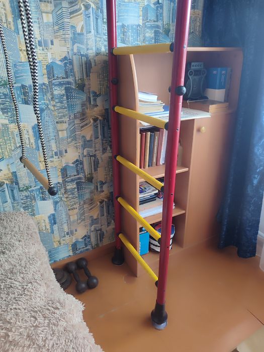 Продам шведскую стенку