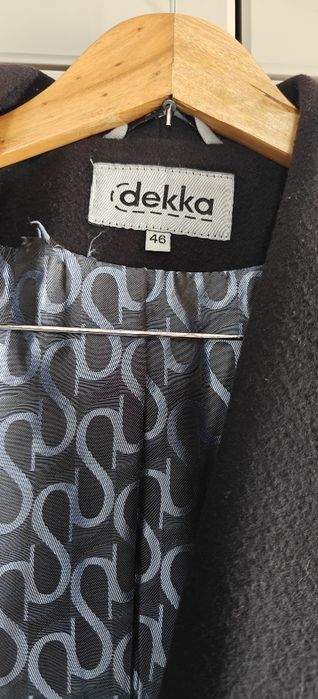 Отдам пальто за шоколадку