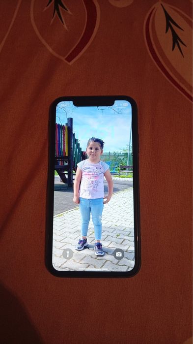 Iphone 11 utilizat