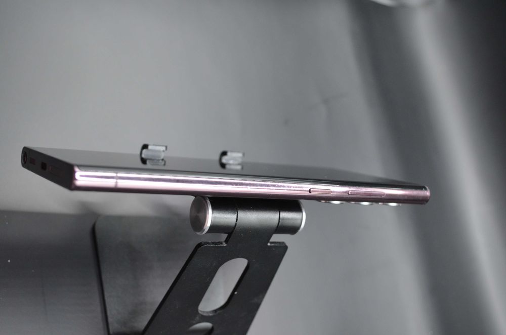 Samsung Galaxy S22 ultra Burgundy