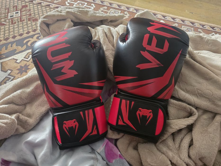 Mănuși Venum 16 Oz