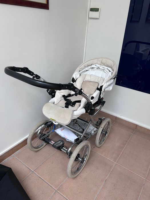 Бебешка количка Tutek Touran silver/ white