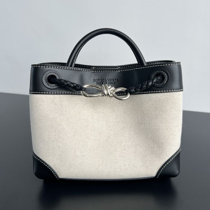 Geanta Bottega Veneta