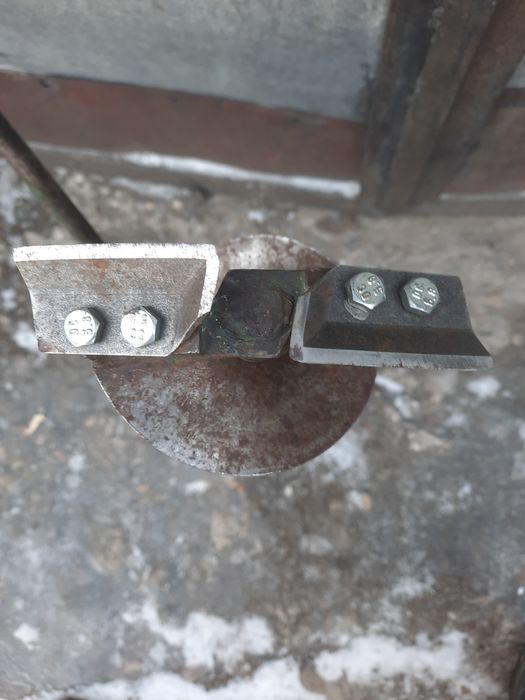 Продам ледоруб  для зимней рыбалки