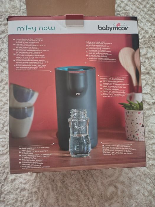 Aparat de făcut biberoane.