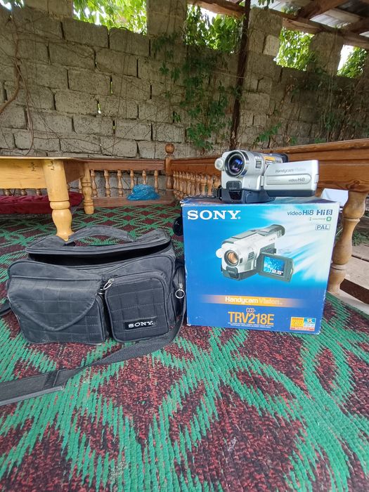 Sony video Hi 8 video camera