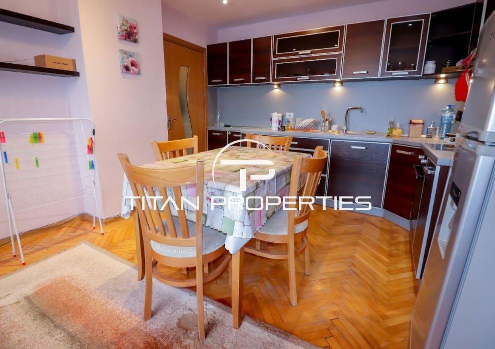 Тристаен апартамент, под наем, кв. Базар Левски