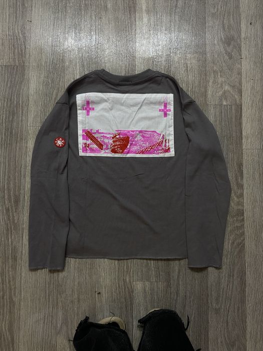 Продам cav empt серый