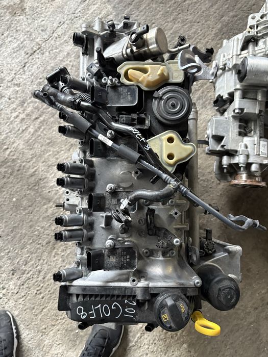 Vw Golf 8 2.0 gti 245 кс 4x4 Двигател