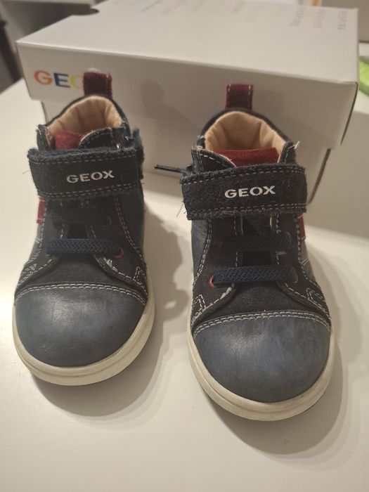 Обувки Geox за момче