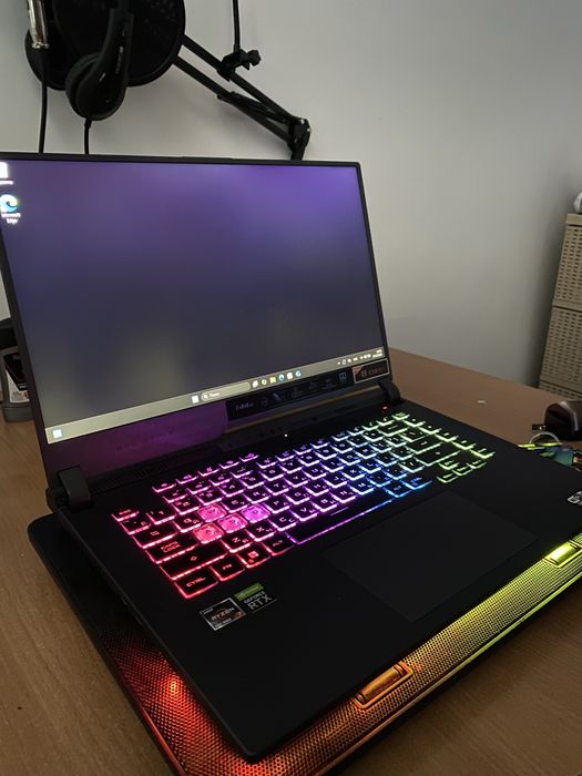 Asus Gog strix G513IE