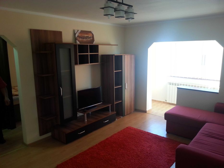 Inchiriez 2 camere in Zamca complet mobilat-utilat