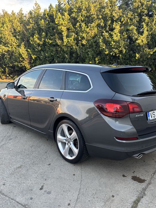 Opel astra J sport tourer