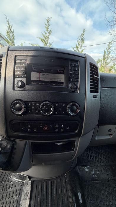 Proprietar vand mercedes sprinter 3.0 v6 319