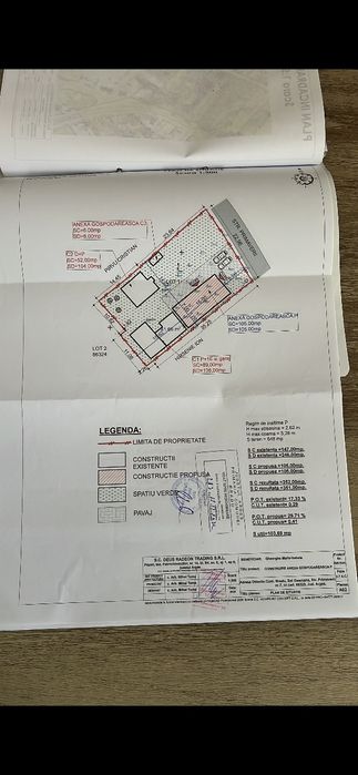 Vând casă cu spațiu comercial