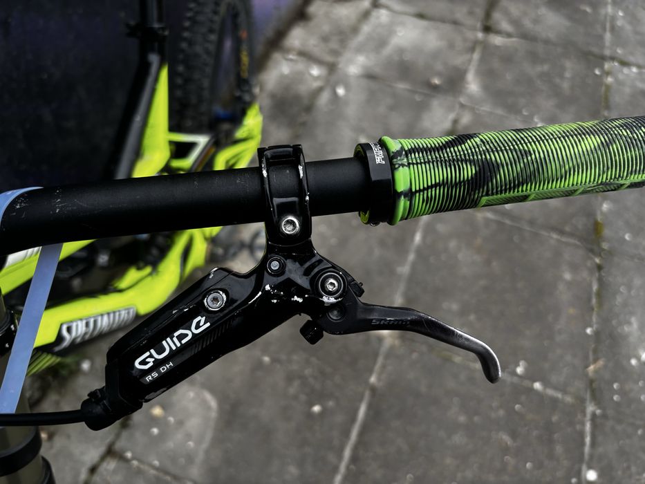 Specialized demo 8