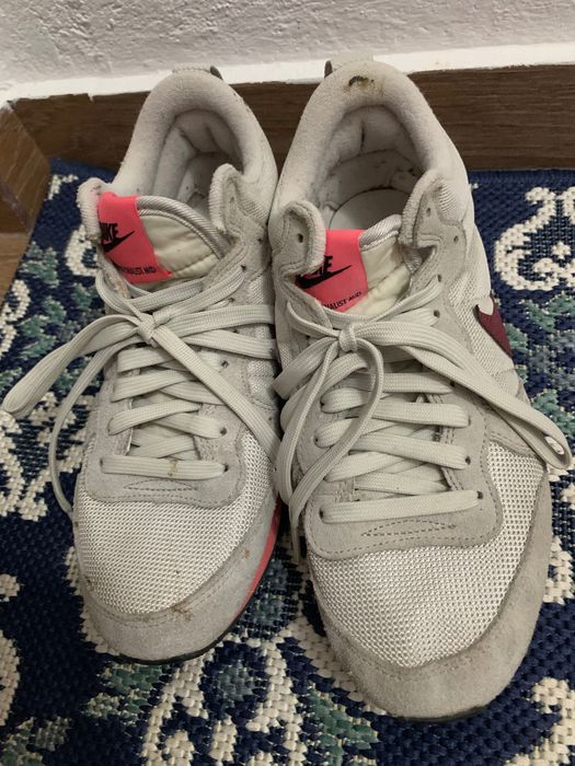 Adidasi Nike dama 38.5