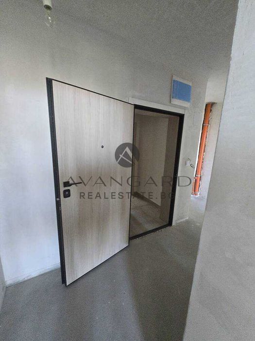 Продава се Тристаен апартамент в Пловдив, Тракия - 105 кв.м за 850 €/кв.м - Снимка #5