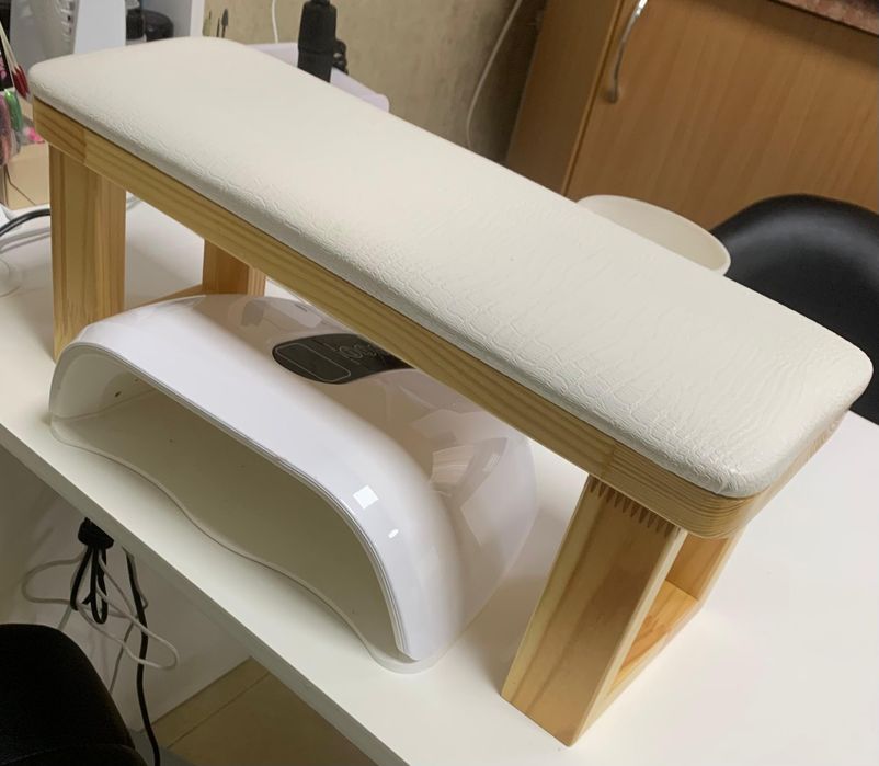 Продам подставку для рук.3500