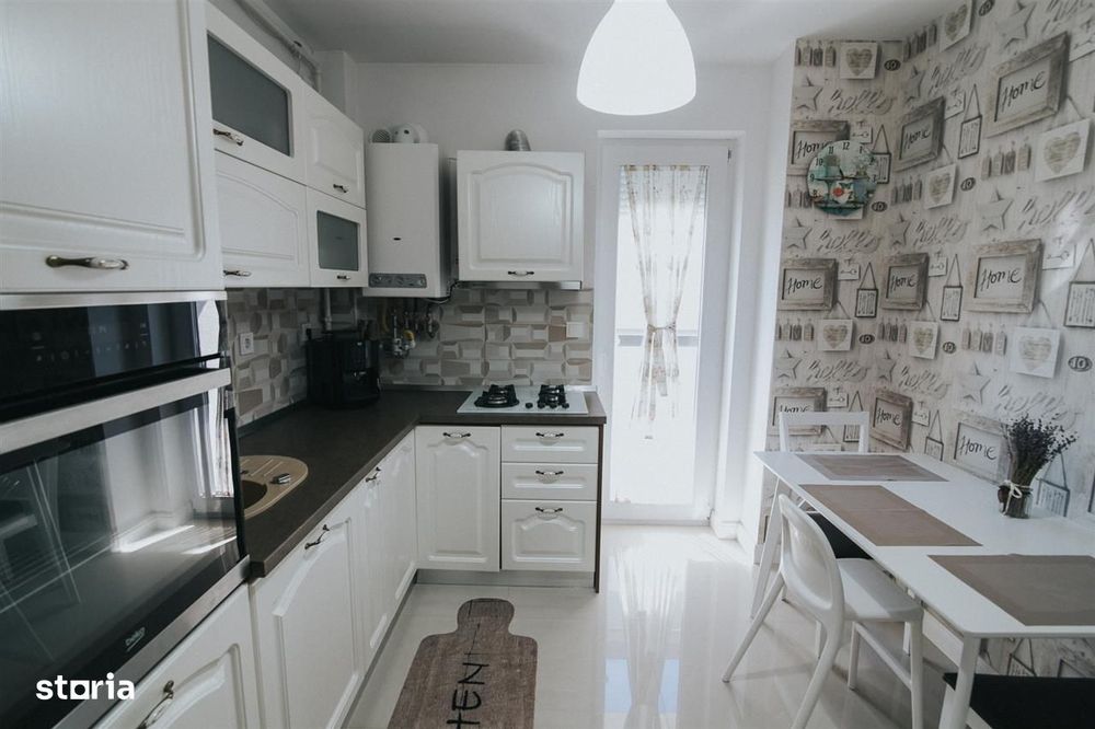 Apartament 3 camere, 76 mp, 2 balcoane, garaj subteran – Turnișor