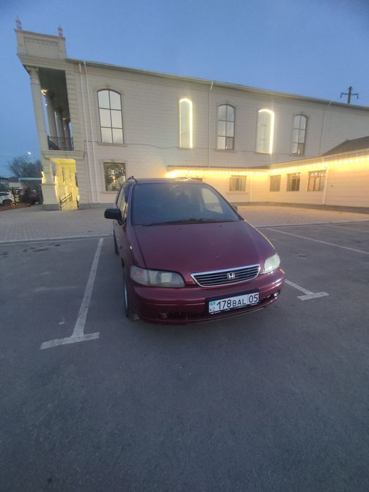 Хонда одессей 1поколение