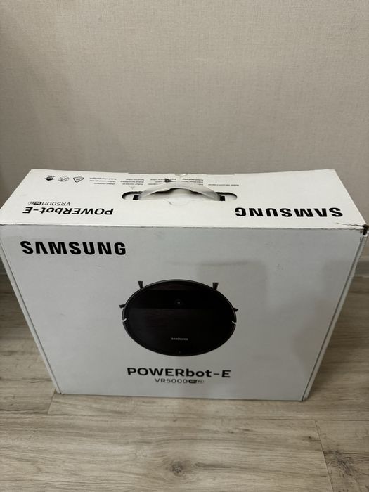 Робот-пылесос Samsung