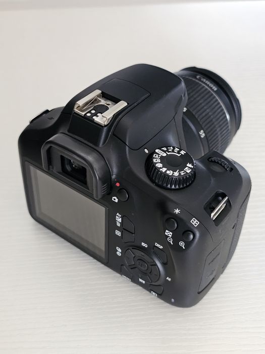 DSLR Canon Eos 4000D
