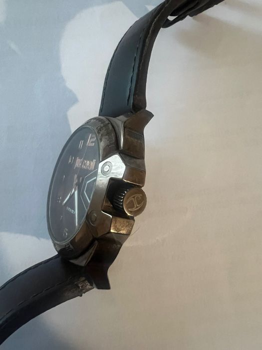 Часовник: Just Cavalli