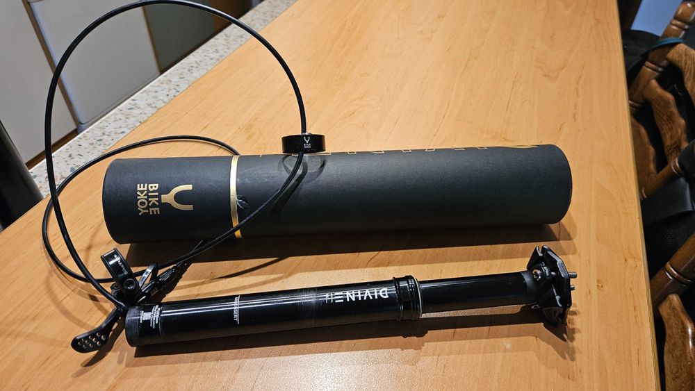 Bike Yoke Divine SL Dropper 30.9 / 80mm + Squeezy