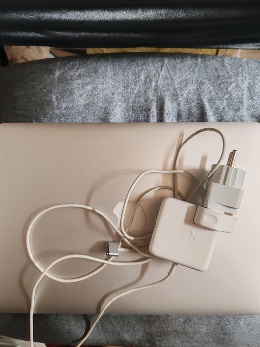 Macbook air13 (a 1466)