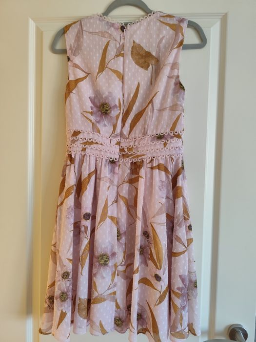 Рокля на Ted Baker