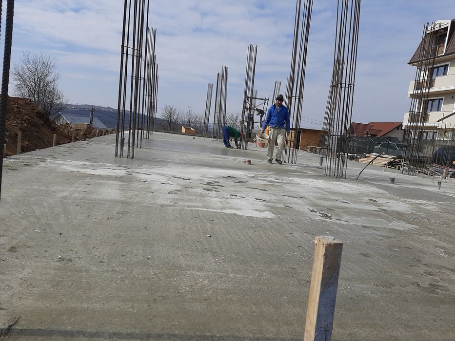 Construcții la cheie si la rosu