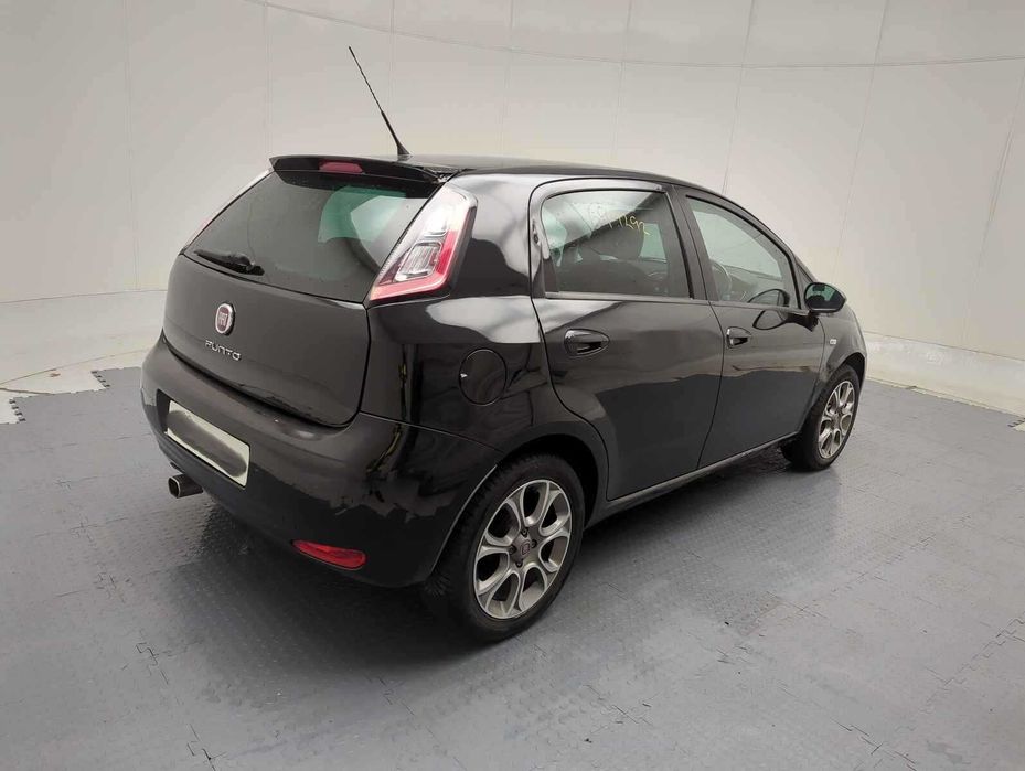 Dezmembrari dezmembrez Fiat Grande Punto 1.2 benzina cod motor 169A4000