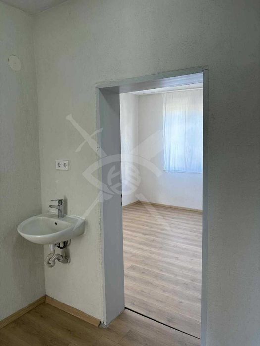 Дава се под наем Етаж от къща в с. Браниполе, Област Пловдив - 80 кв.м за 300 € - Снимка #7