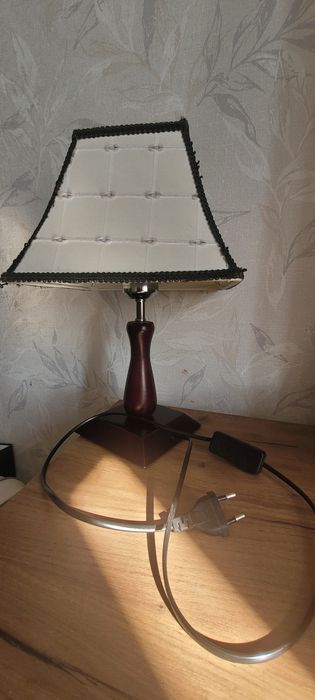 Настольный светильник бра