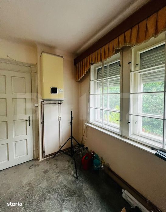 Apartament 2 camere, 74 mp, renovabil, zona Ultracentral