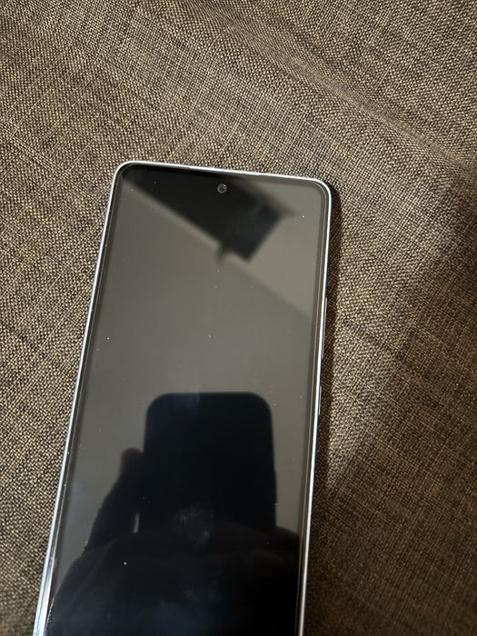 Sasung A53 5G отлйчен