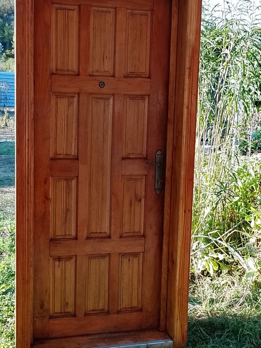 Ușă din lemn masiv-stejar