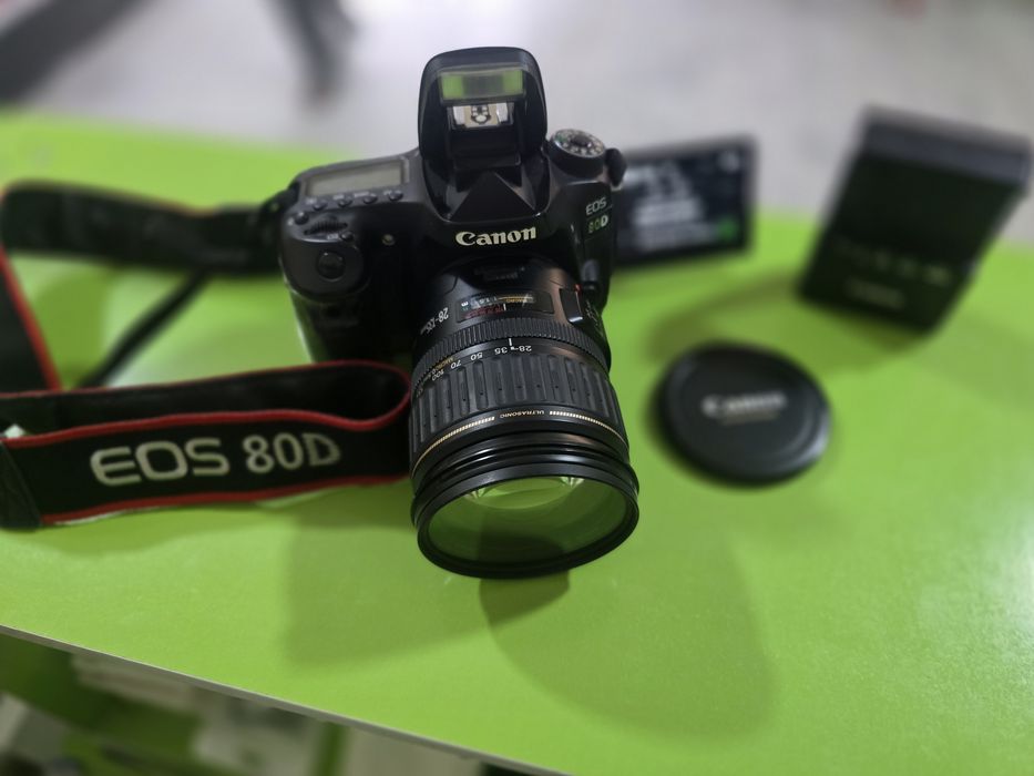 Canon 80 d sotiladi